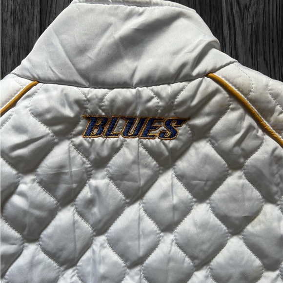 NEW St. Louis Blues Hockey Embroidered Quilted Full Zip Jacket - Picture 4 of 5